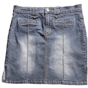 Cowgirl Z Cavaricci Denim Retro Womens/JR Size 5 Dark Blue Jean Y2K Skirt